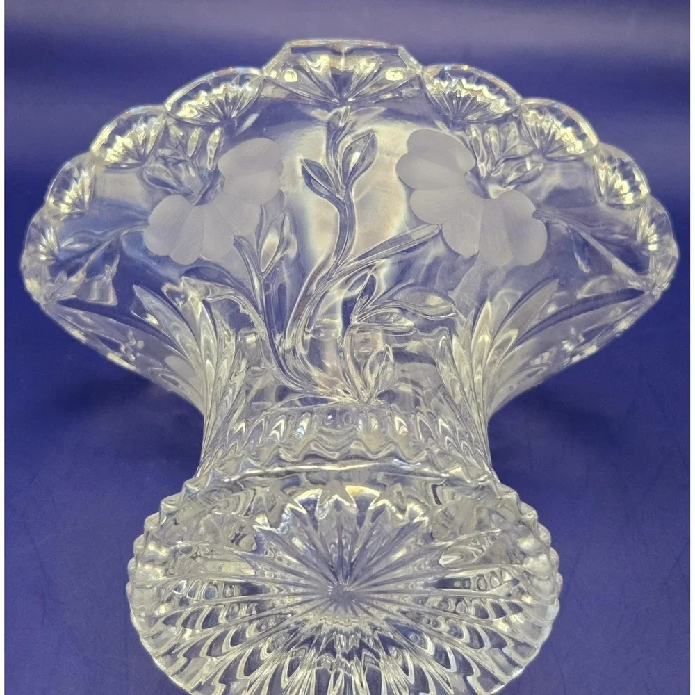 VTG‎ Crystal Vase Princess House Frosted Floral, Ruffled Flared Rim 1970 B#22